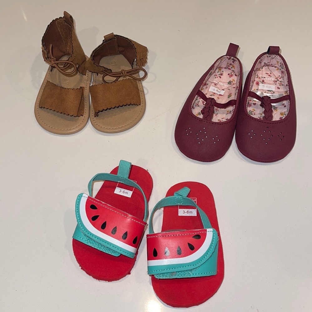 Assorted baby girl shoes